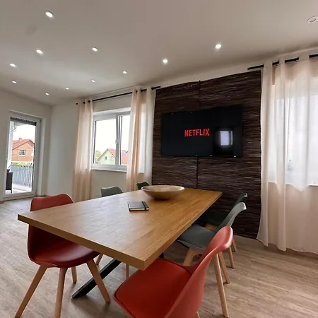 Amao-obsidian I 120qm I Elegantes Business- & Familienapartment I 3 Schlafzimmer I Kingsize Betten Appartement