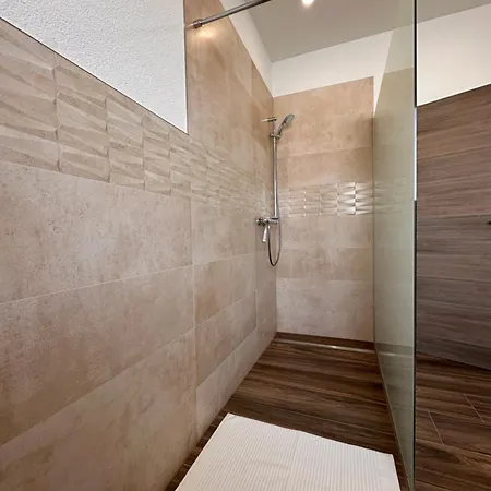 Amao Obsidian - 120 M2 Business & Family - 3 Bedrooms - 8 Guests - King-size Beds *