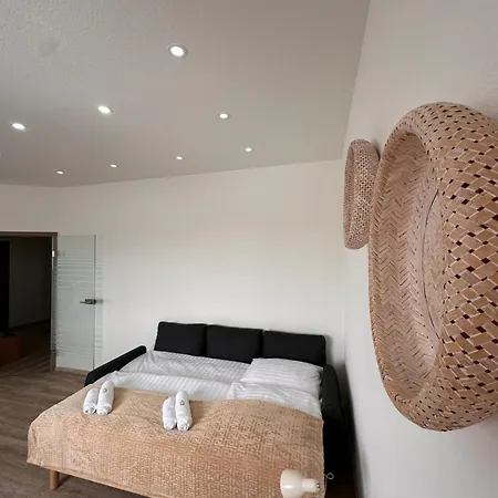 Amao Obsidian - 120 M2 Business & Family - 3 Bedrooms - 8 Guests - King-size Beds Apartment Schwanau