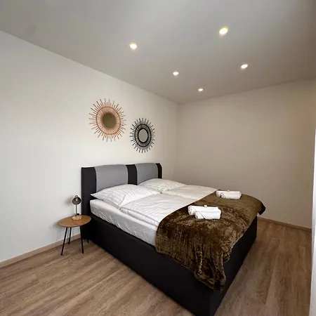 Amao-obsidian I 120qm I Elegantes Business- & Familienapartment I 3 Schlafzimmer I Kingsize Betten * Schwanau